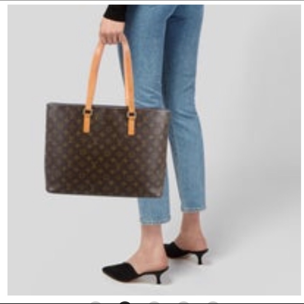 Louis Vuitton Luco Monogram Shoulder Bag Beauty - Picture 3 of 11